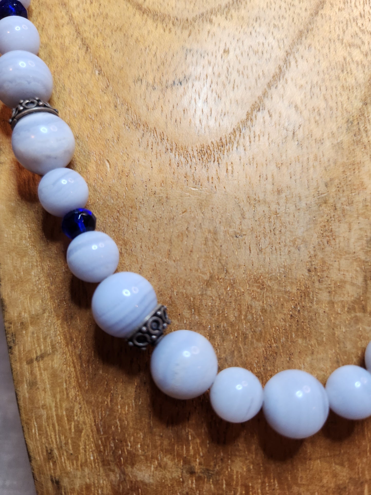 Chantilly Lace Necklace