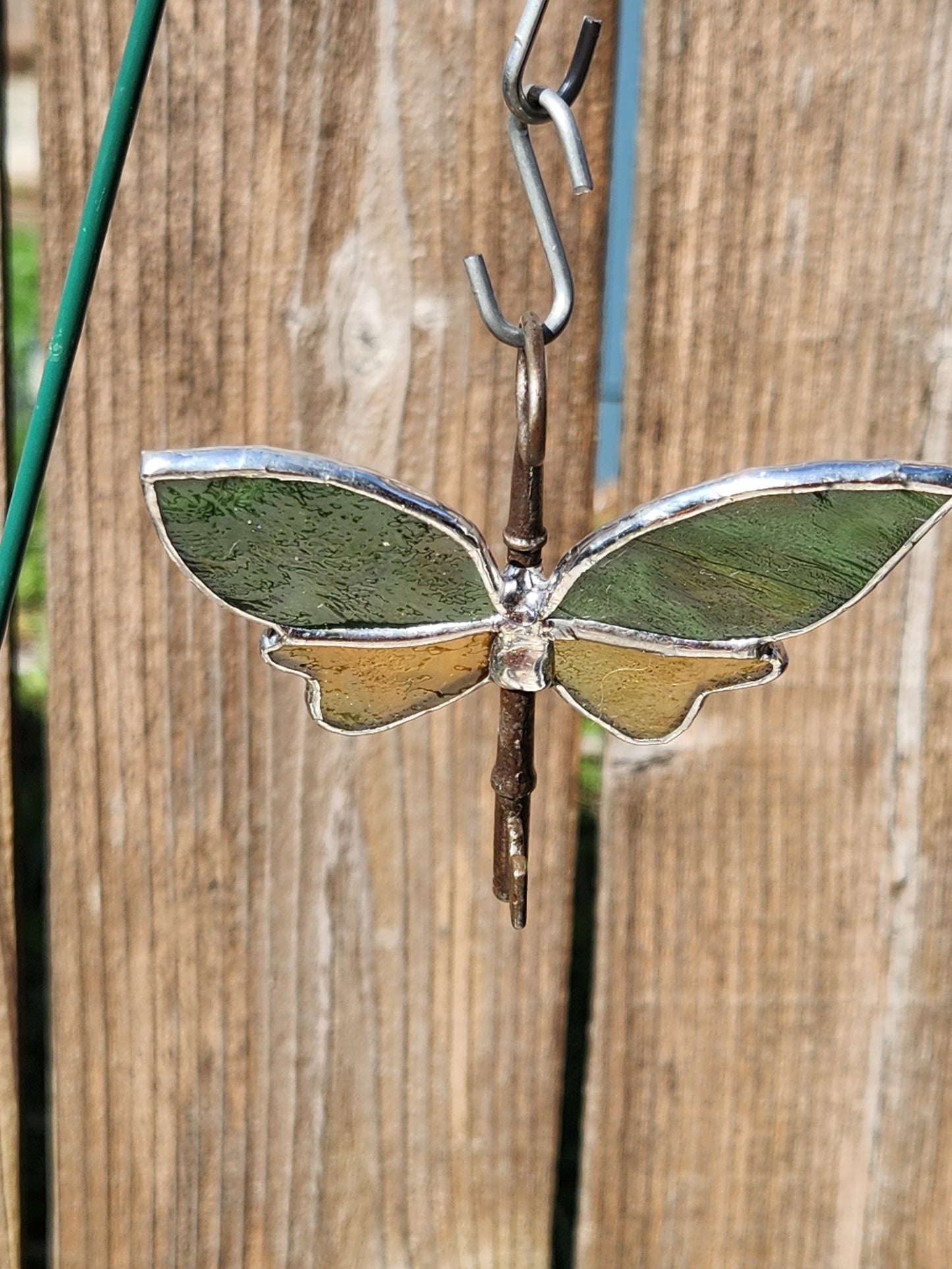 Stained Glass Mottled Green & Amber Flying Key