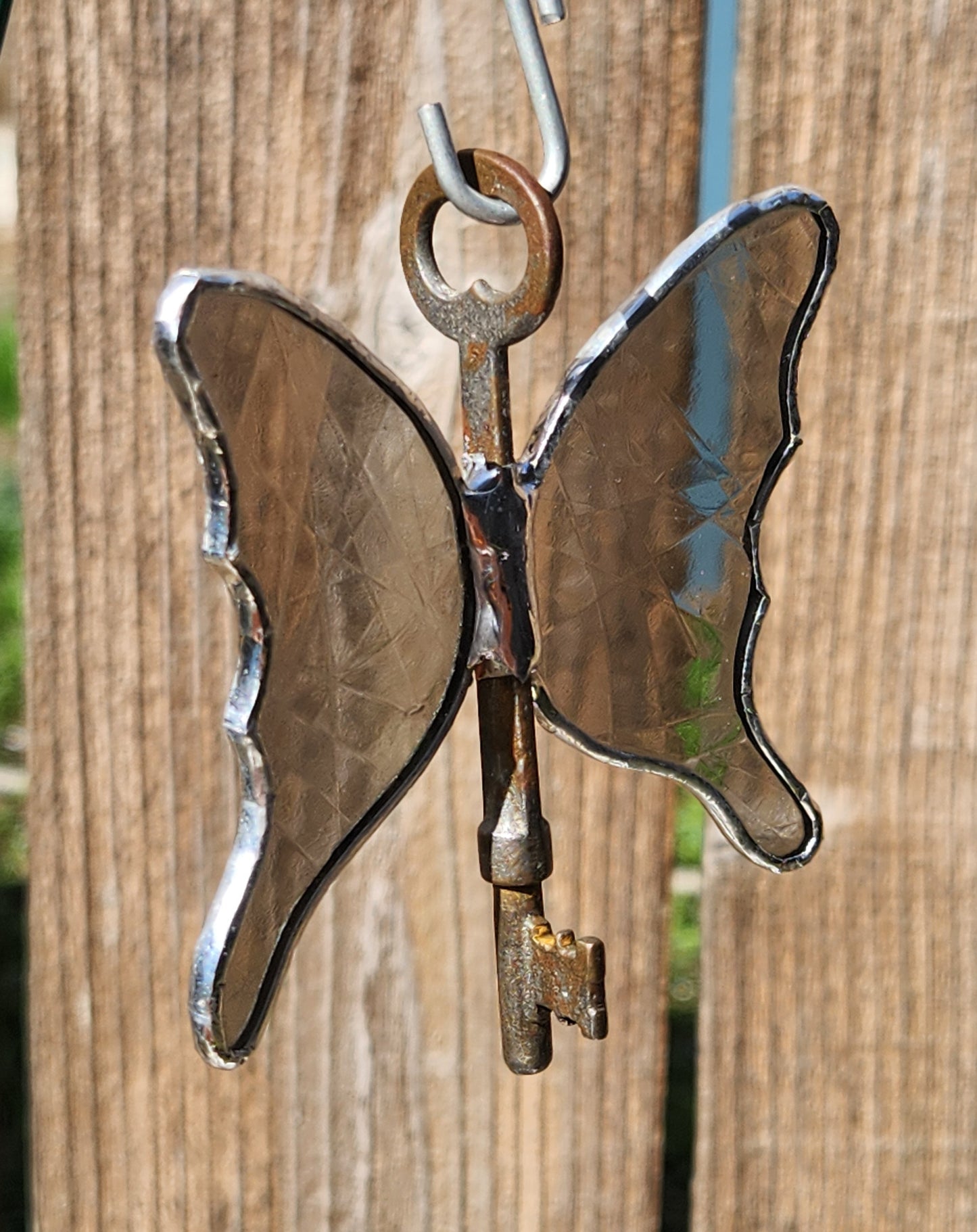 Gray Swirly Stained Glass Flying Key