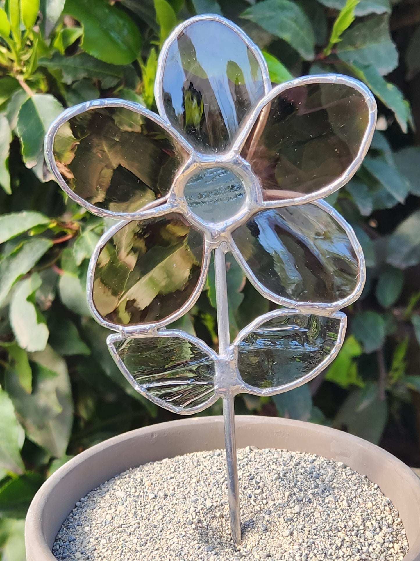 Tan Waterglass Daisy Stained Glass Plant Stake