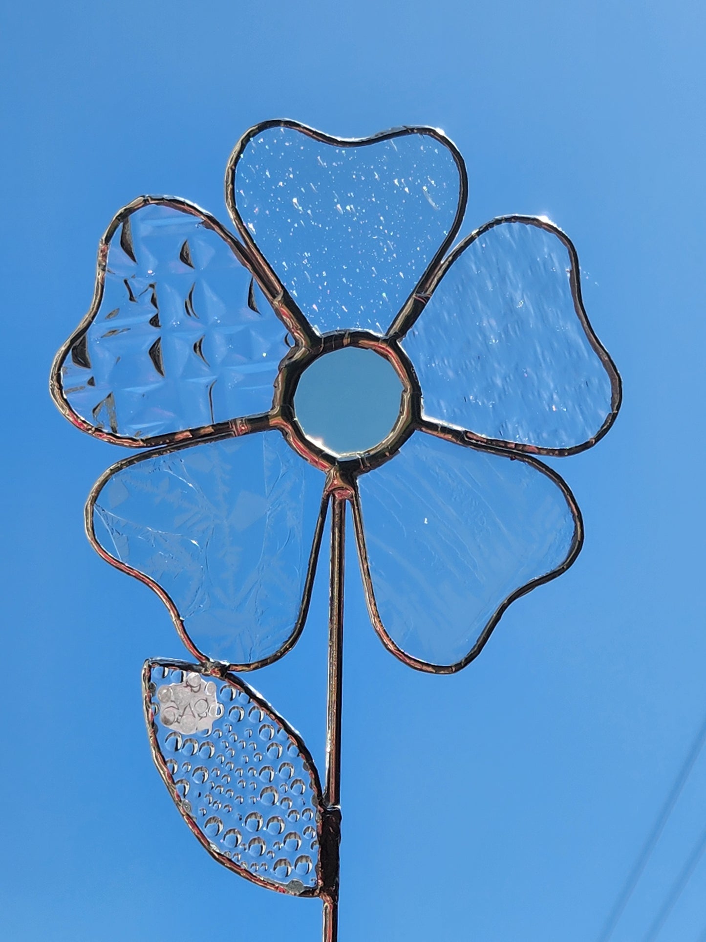 Large Clear Textured Wavy Flower Stained Glass Plant Stake with Yellow Center