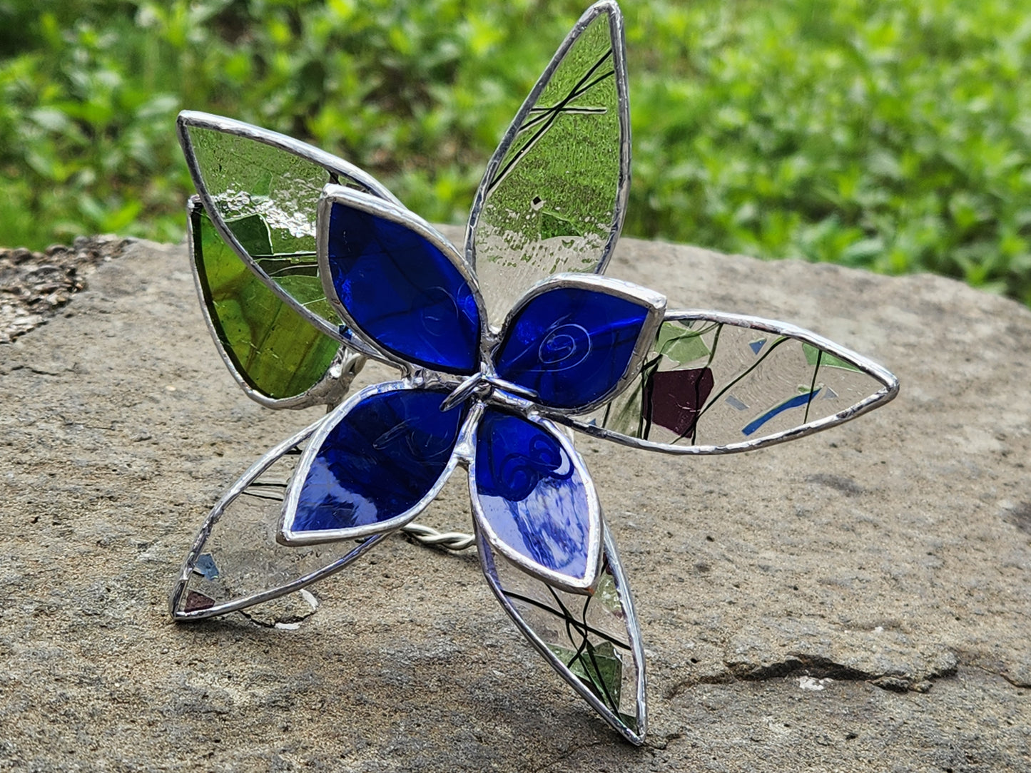 Blue Baroque & Confetti Glass Stained Glass Table Flower