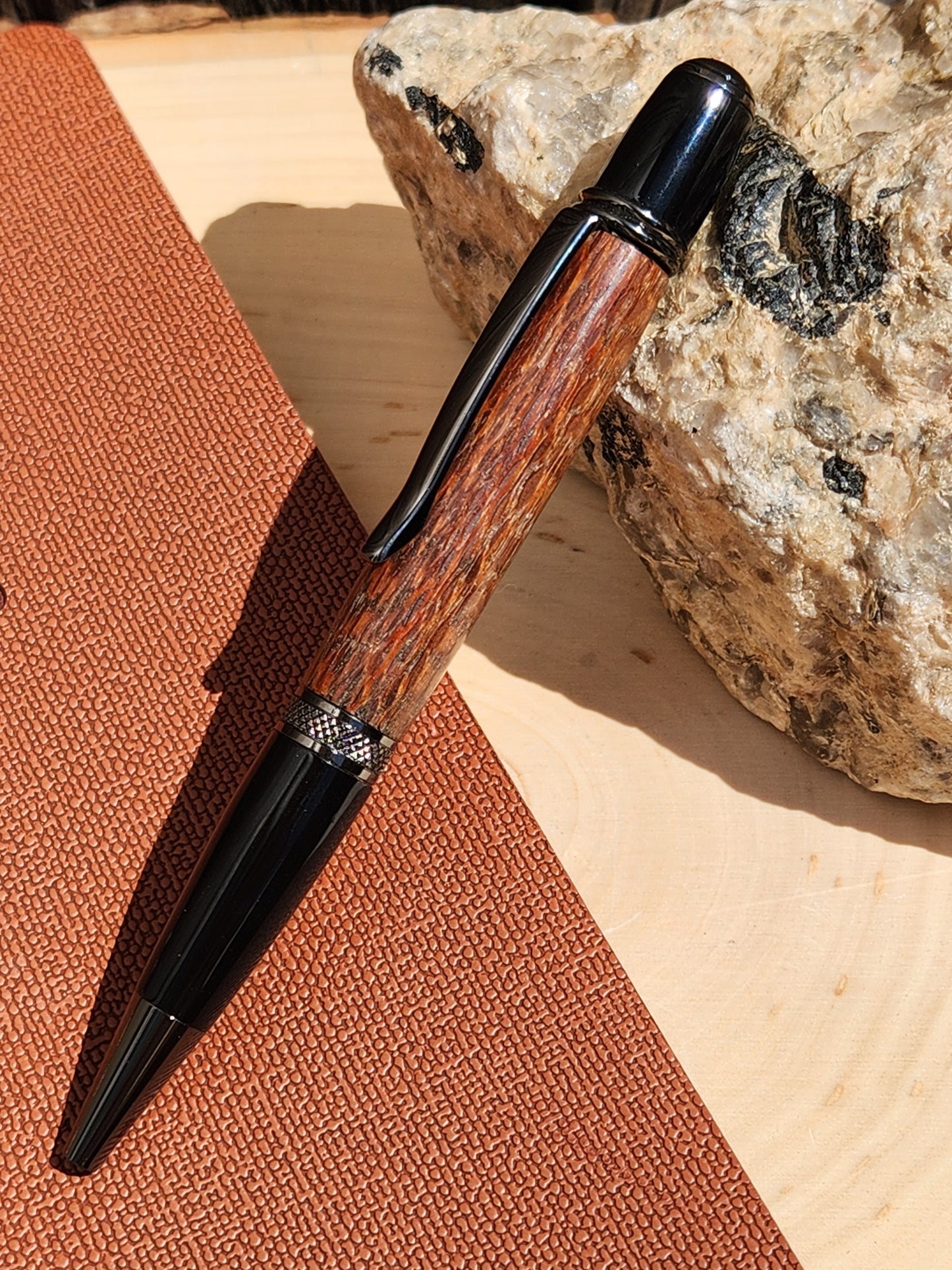 Leopard Wood Gatsby Grande Twist Pen