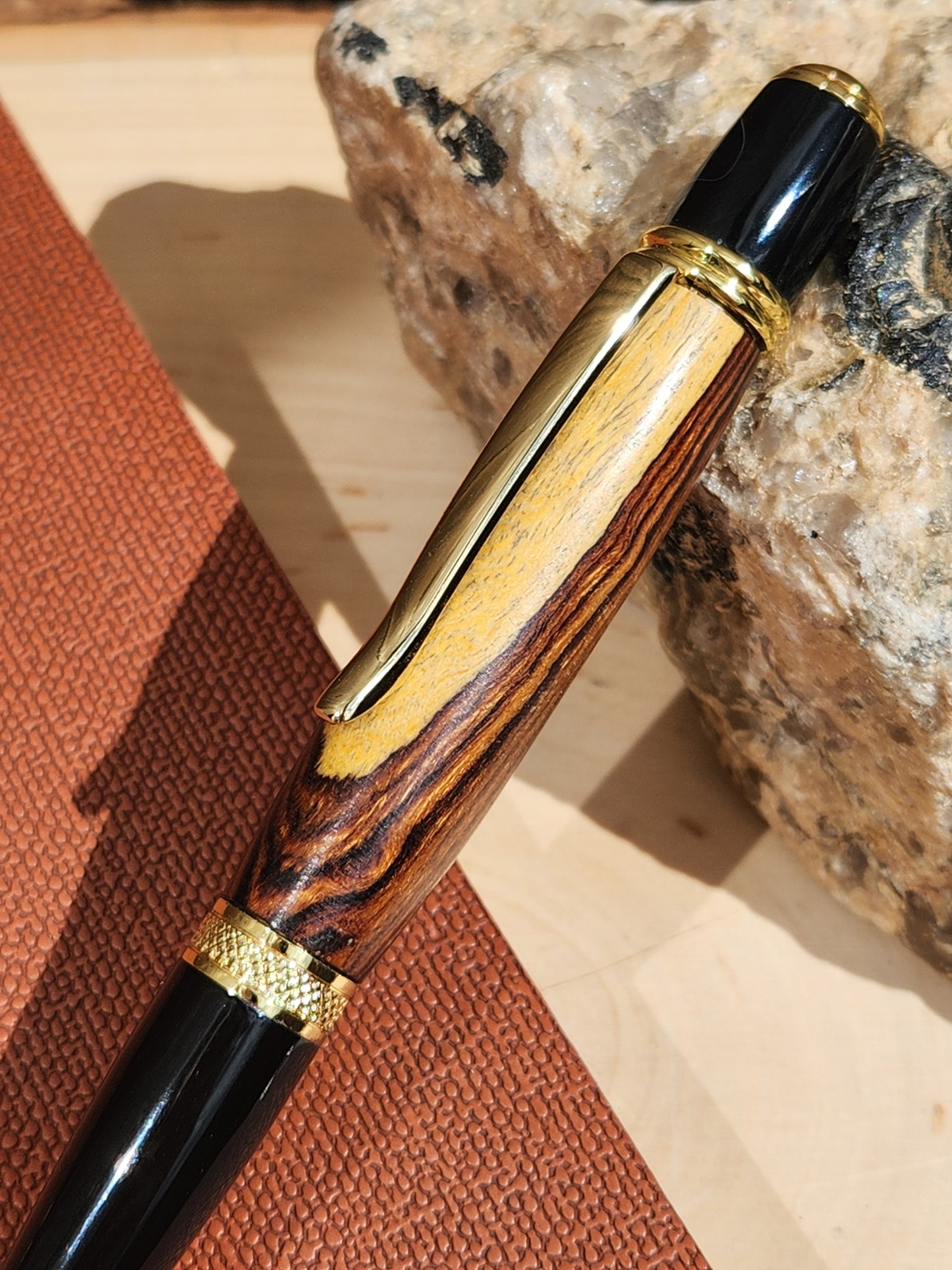 Iron Wood Gatsby Grande Twist Pen