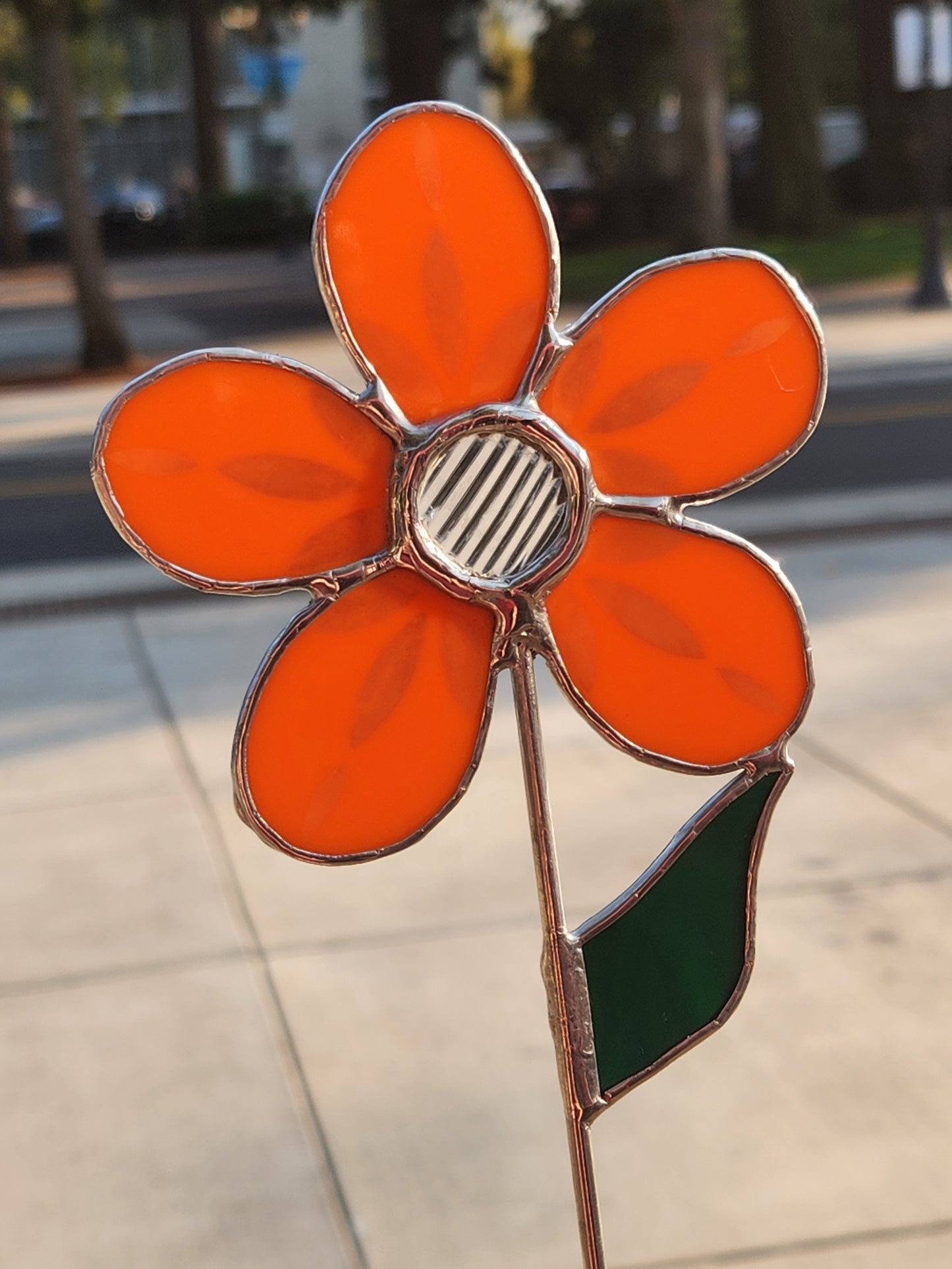 Etched Orange Stained Glass Daisy Plant Stake with Clear Reeded Center
