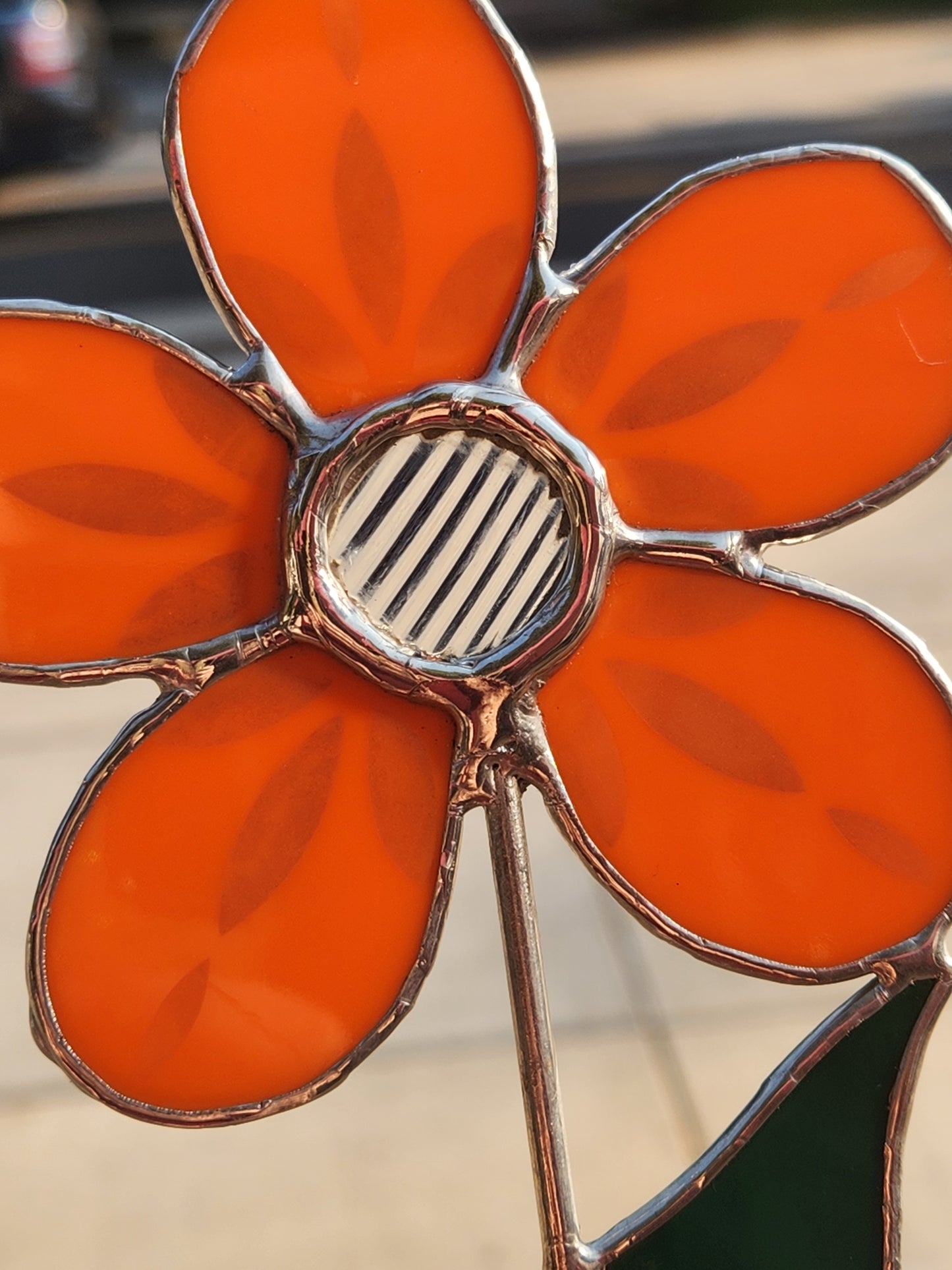 Etched Orange Stained Glass Daisy Plant Stake with Clear Reeded Center