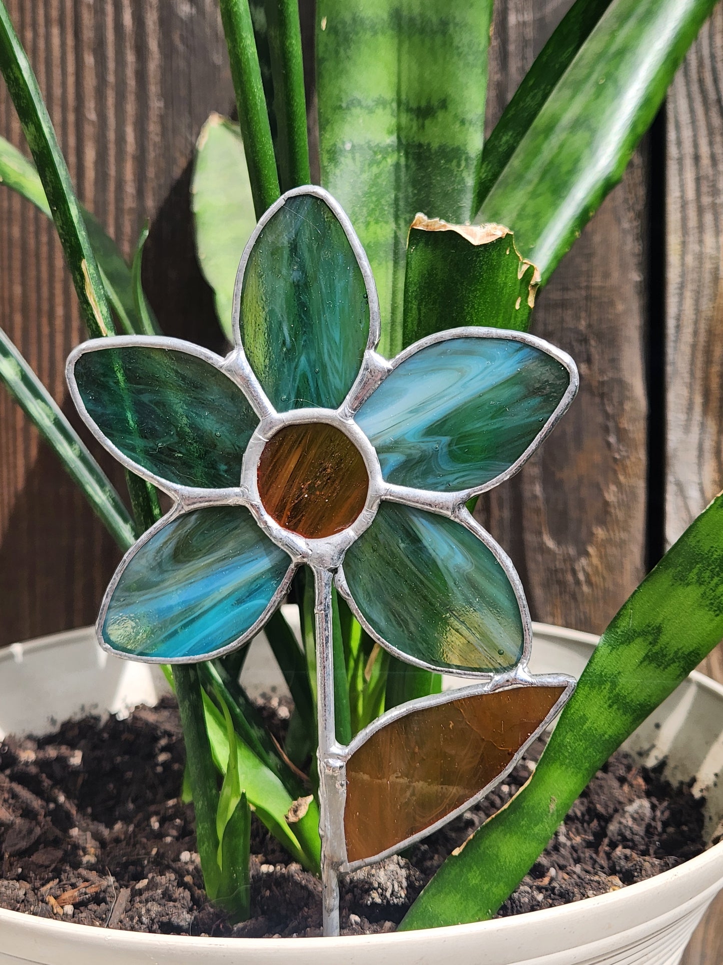 Aqua/Tan/White Streaky Stained Glass Daisy Plant Stake with Vintage Amber Glass Center