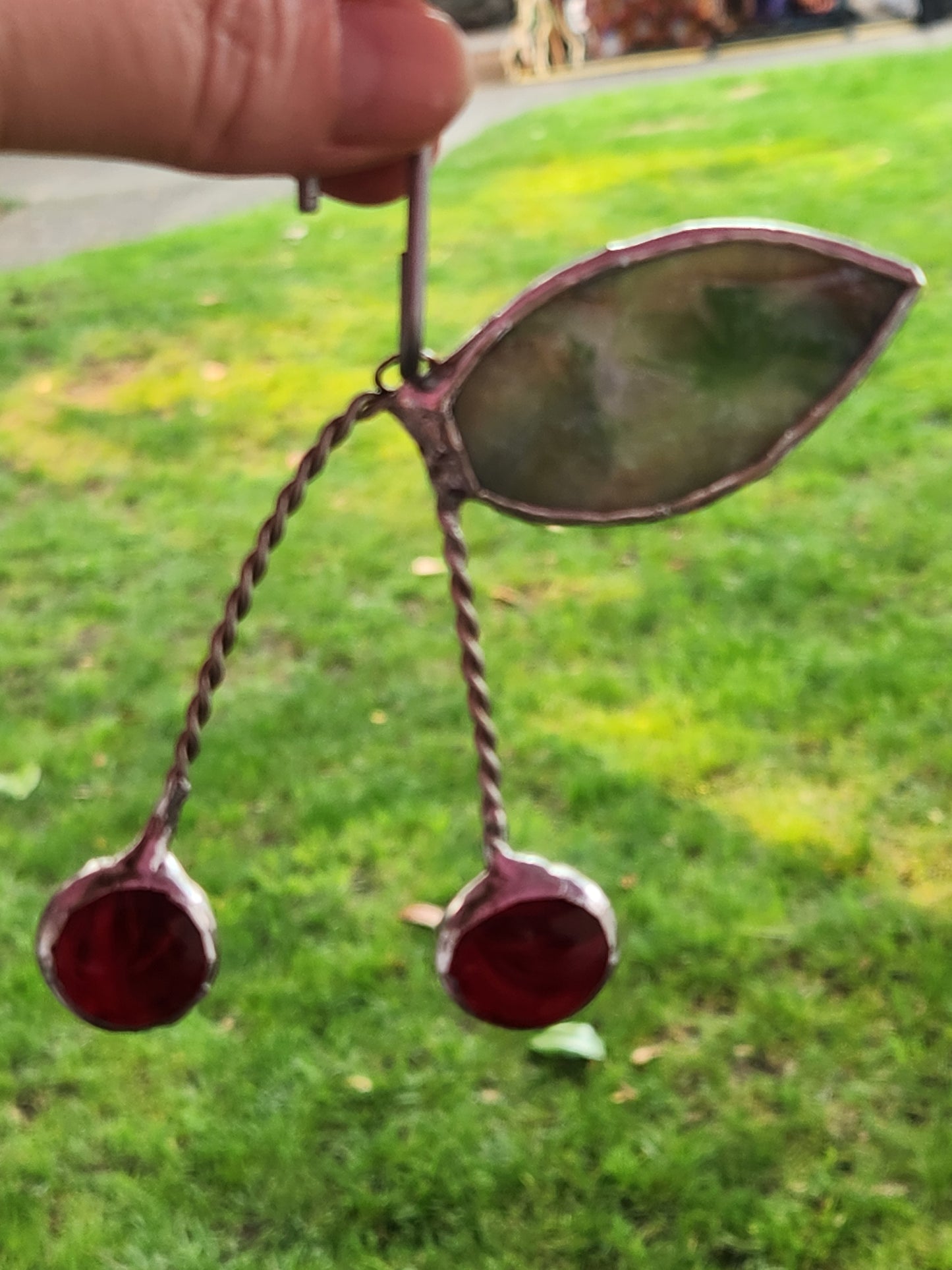 Cherry Nugget Glass with Purple & Green Leaf