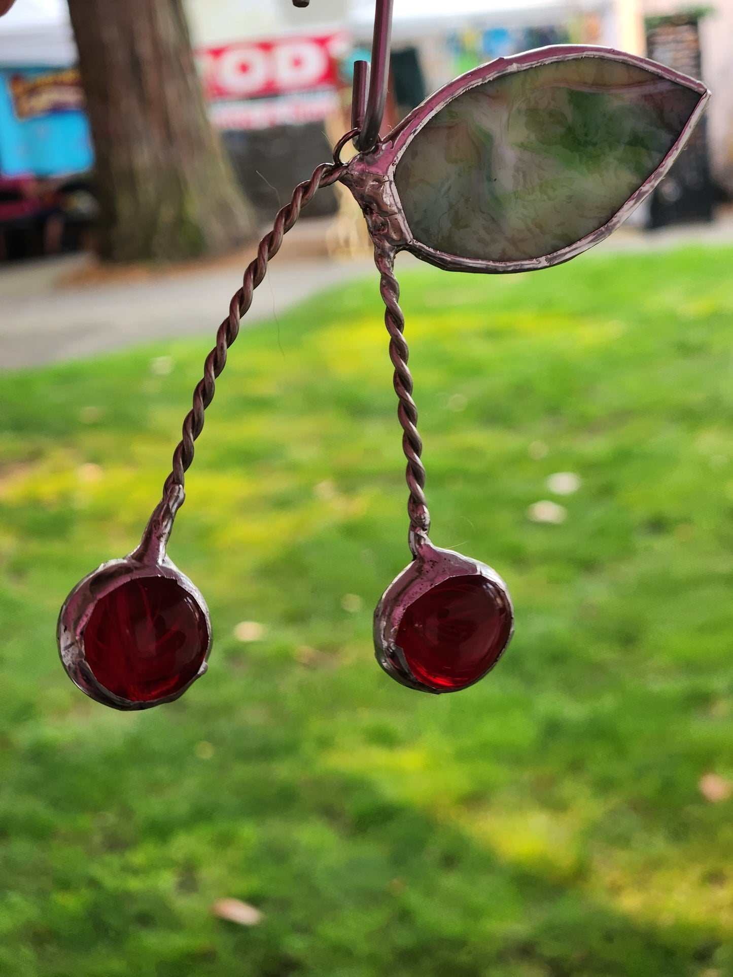 Cherry Nugget Glass with Purple & Green Leaf