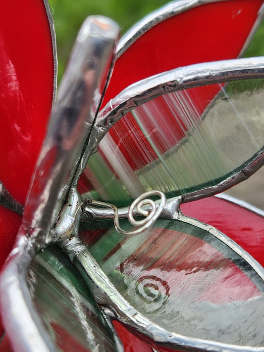 Red and Green Baroque Stained Glass Table Flower