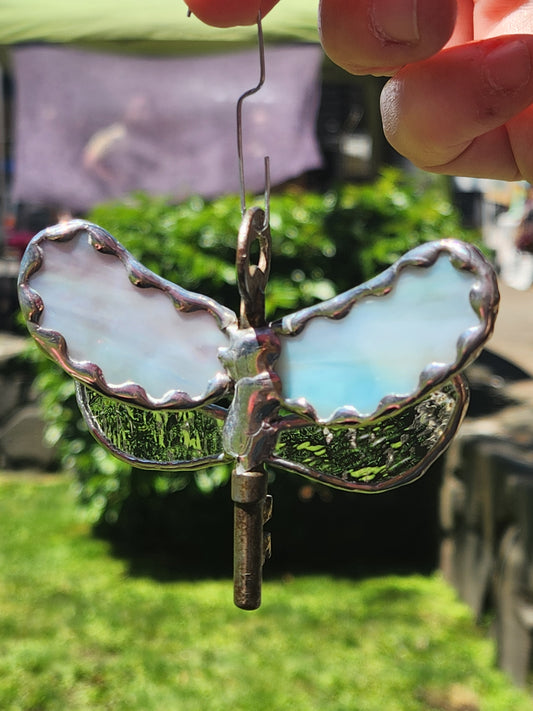 Cotton Candy & Clear Crinkle Stained Glass Flying Key