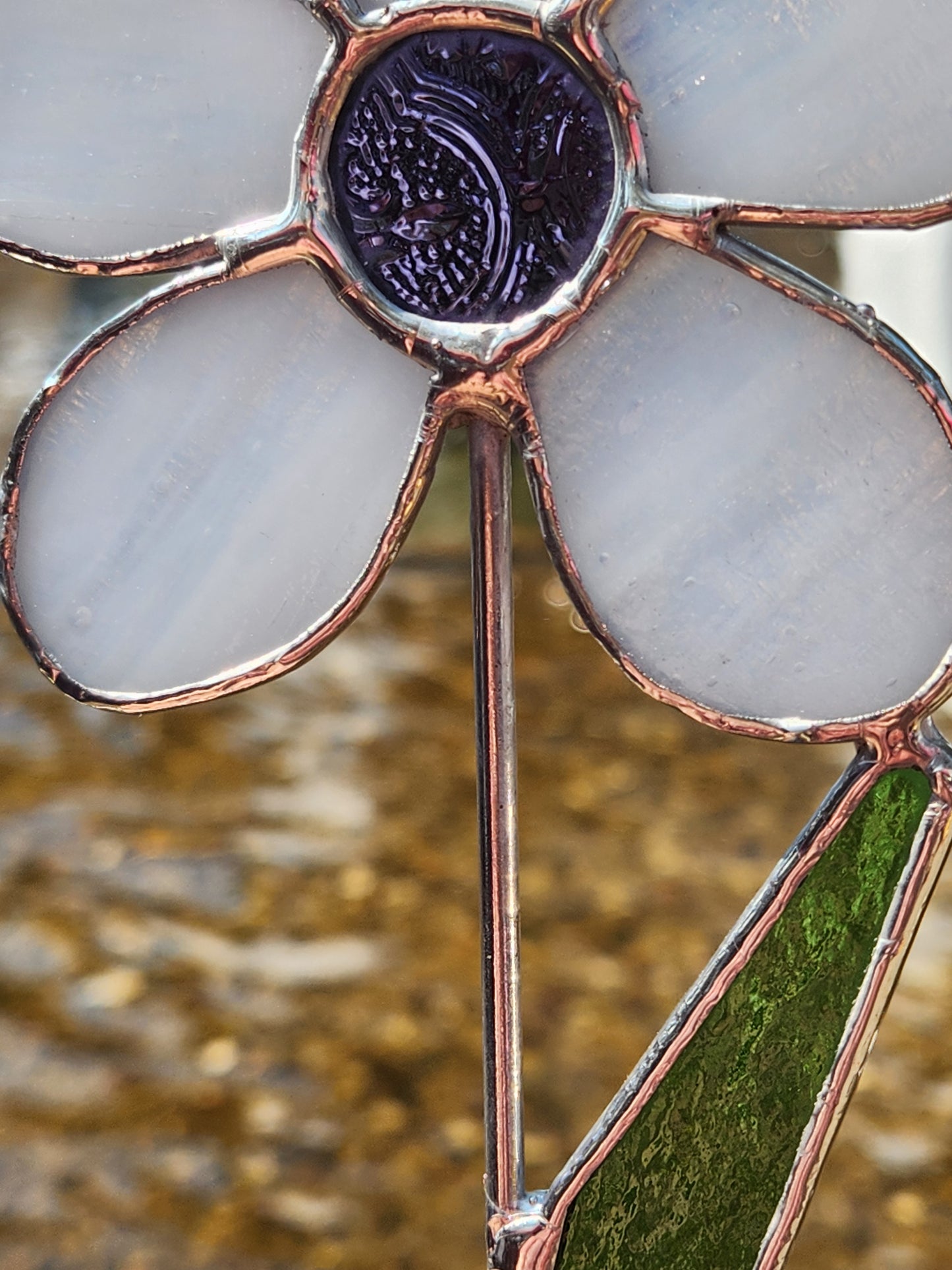 White Stained Glass Daisy Plant Stake with Purple Morisco Center