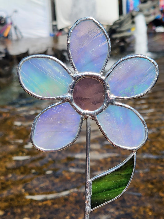 Gray Iridescent Stained Glass Daisy Plant Stake with Purple Wispy Center