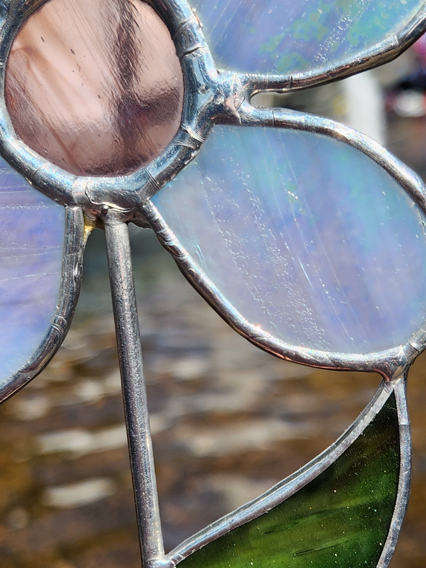 Gray Iridescent Stained Glass Daisy Plant Stake with Purple Wispy Center