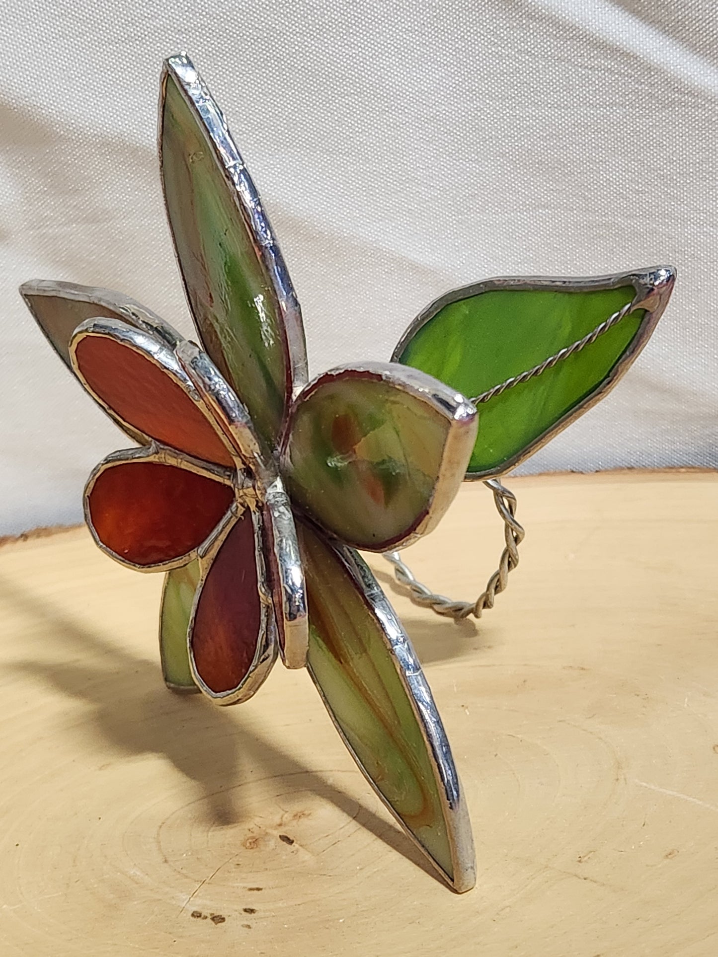 Green & Red Streaky Glass and Red & Orange Wispy Stained Glass Table Flower