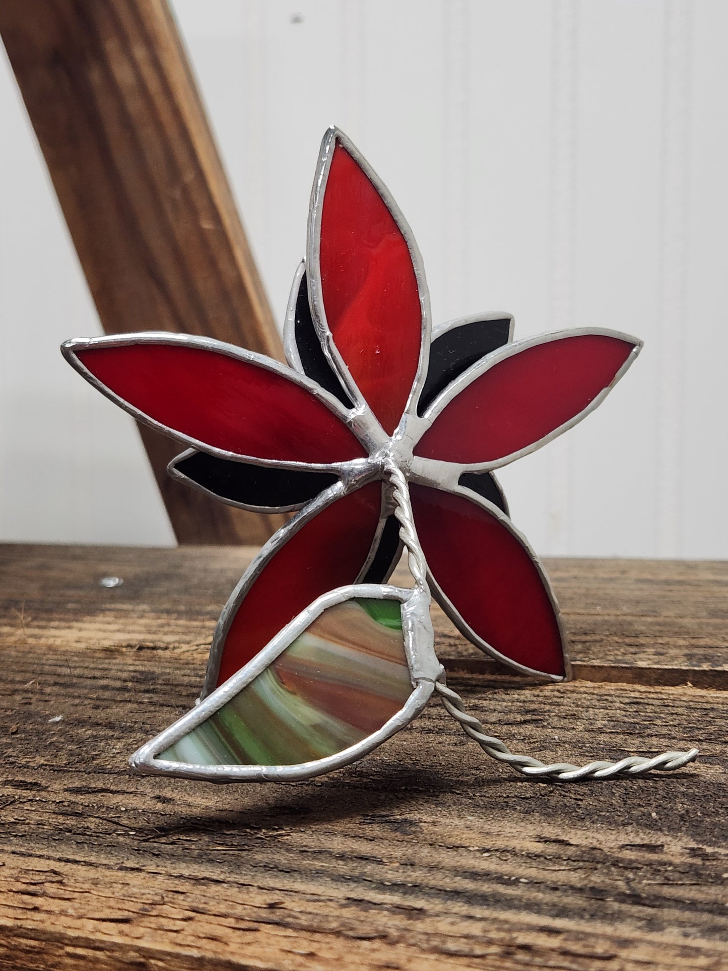 Red-Orange Streaky Glass and Black Waterglass Stained Glass Table Flower