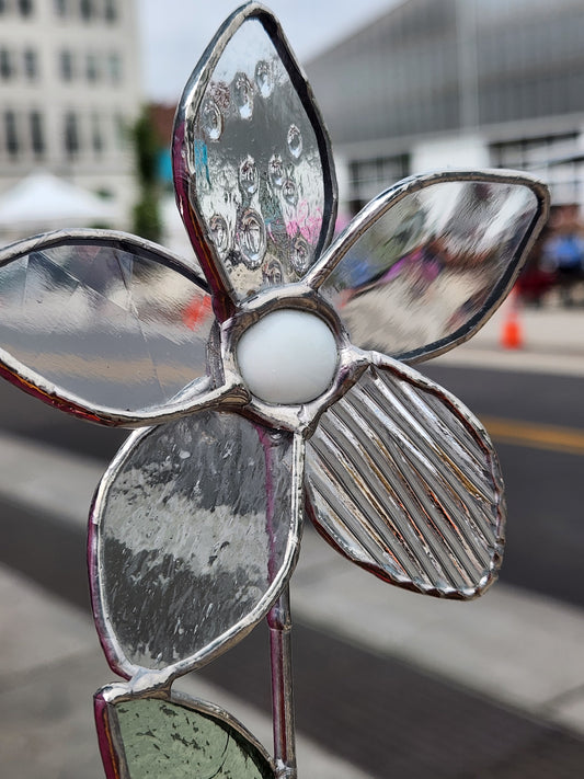 Clear Textured Stained Glass Daisy Flower Plant Stake with White Nugget Center