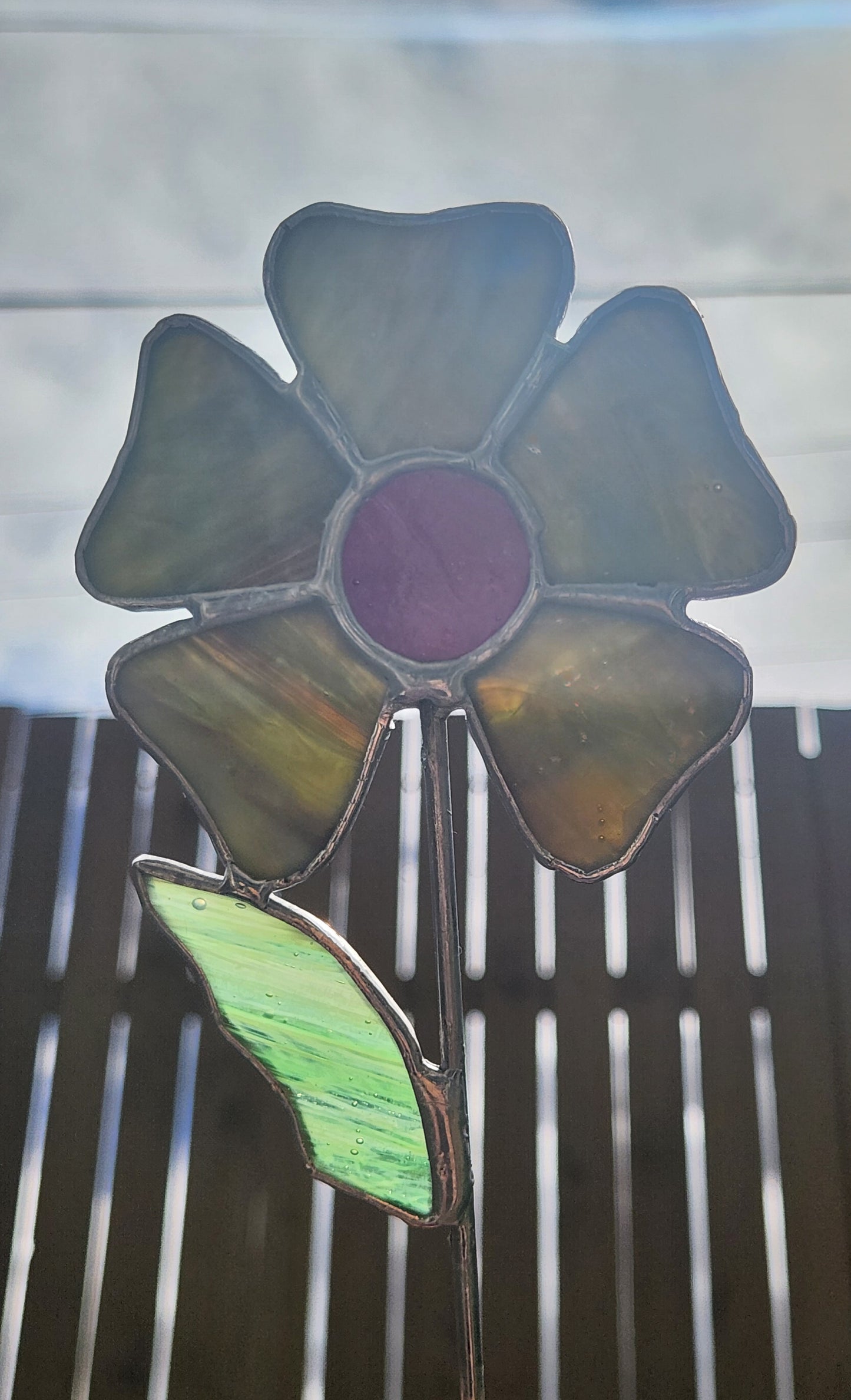 Opaque Green/Blue Streaky Stained Glass Wavy Flower Plant Stake with Dark Purple Glass Center