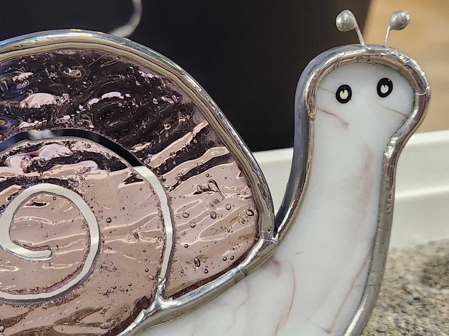 White with Mauve Streaks & Mauve Textured Stained Glass Snail Plant Stake