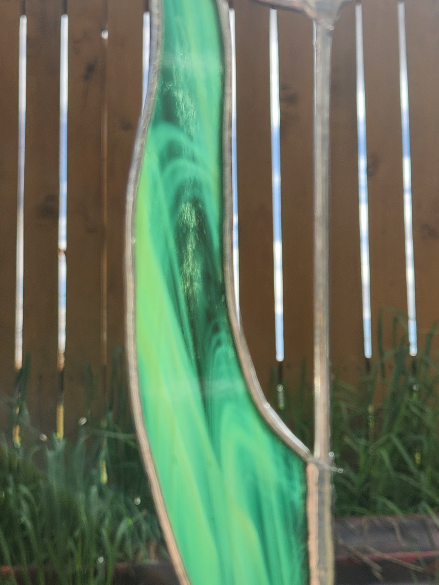 Pink-Purple Streaky Tulip with Green Streaky Leaf Stained Glass Plant Stake