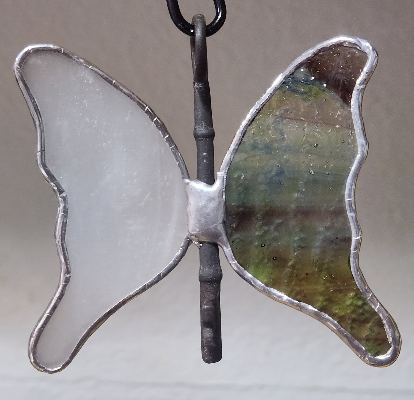 Cloud & Woodland Ripple Stained Glass Flying Key