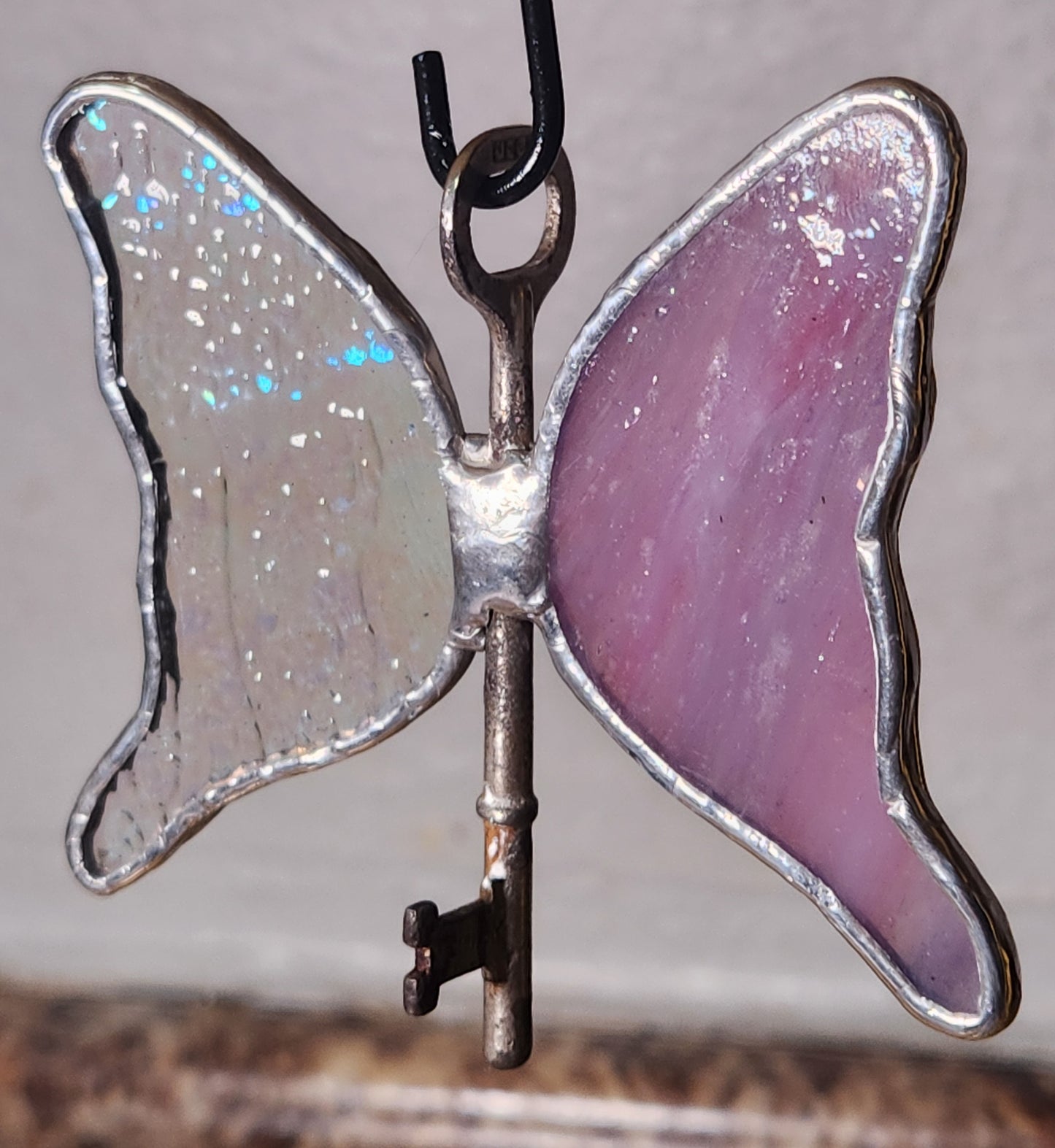 Rainbow Iridescent Crinkle & Purple/Pink Swirls Stained Glass Flying Key