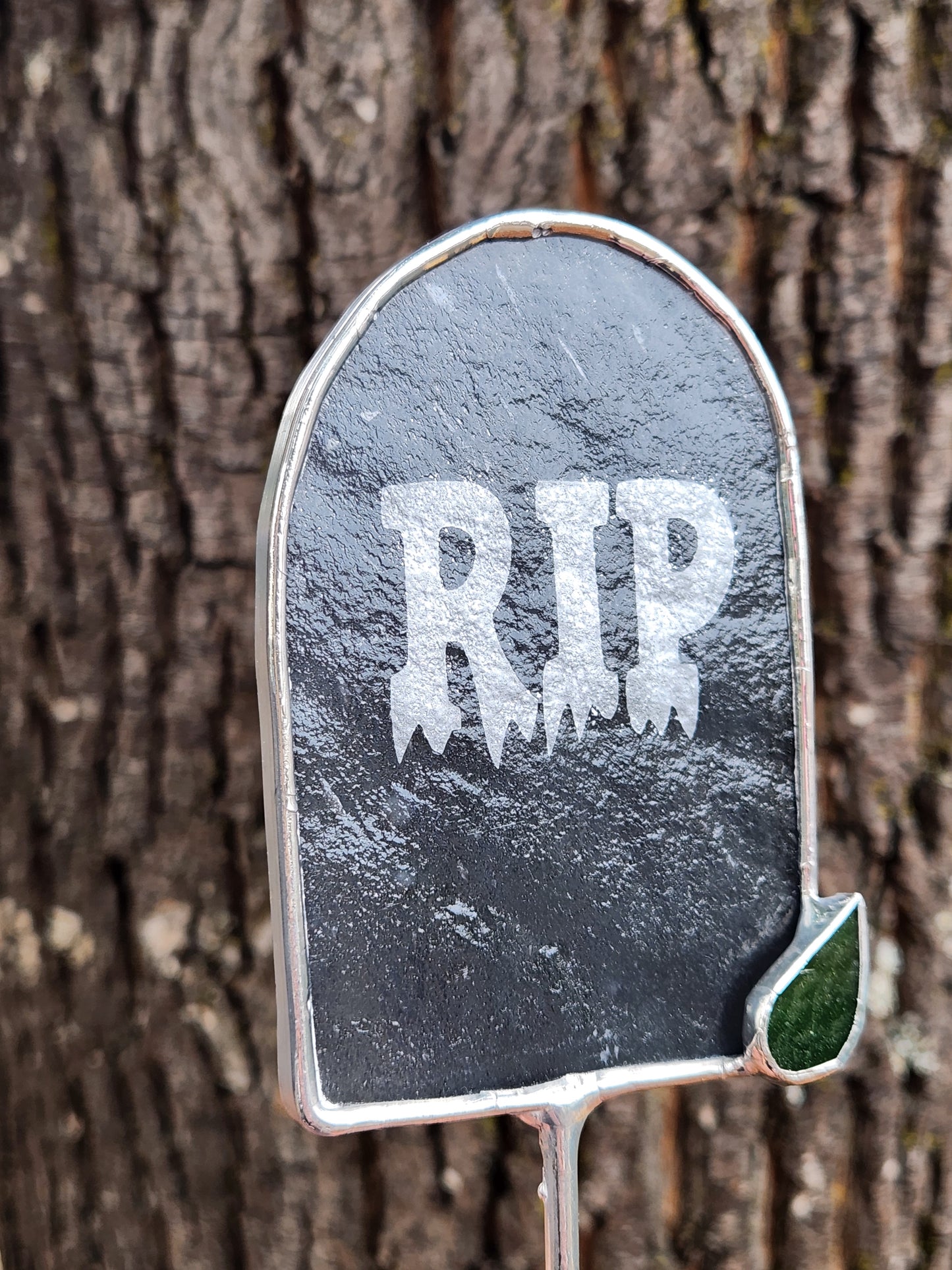 Gray "RIP" Headstone Stained Glass Plant Stake