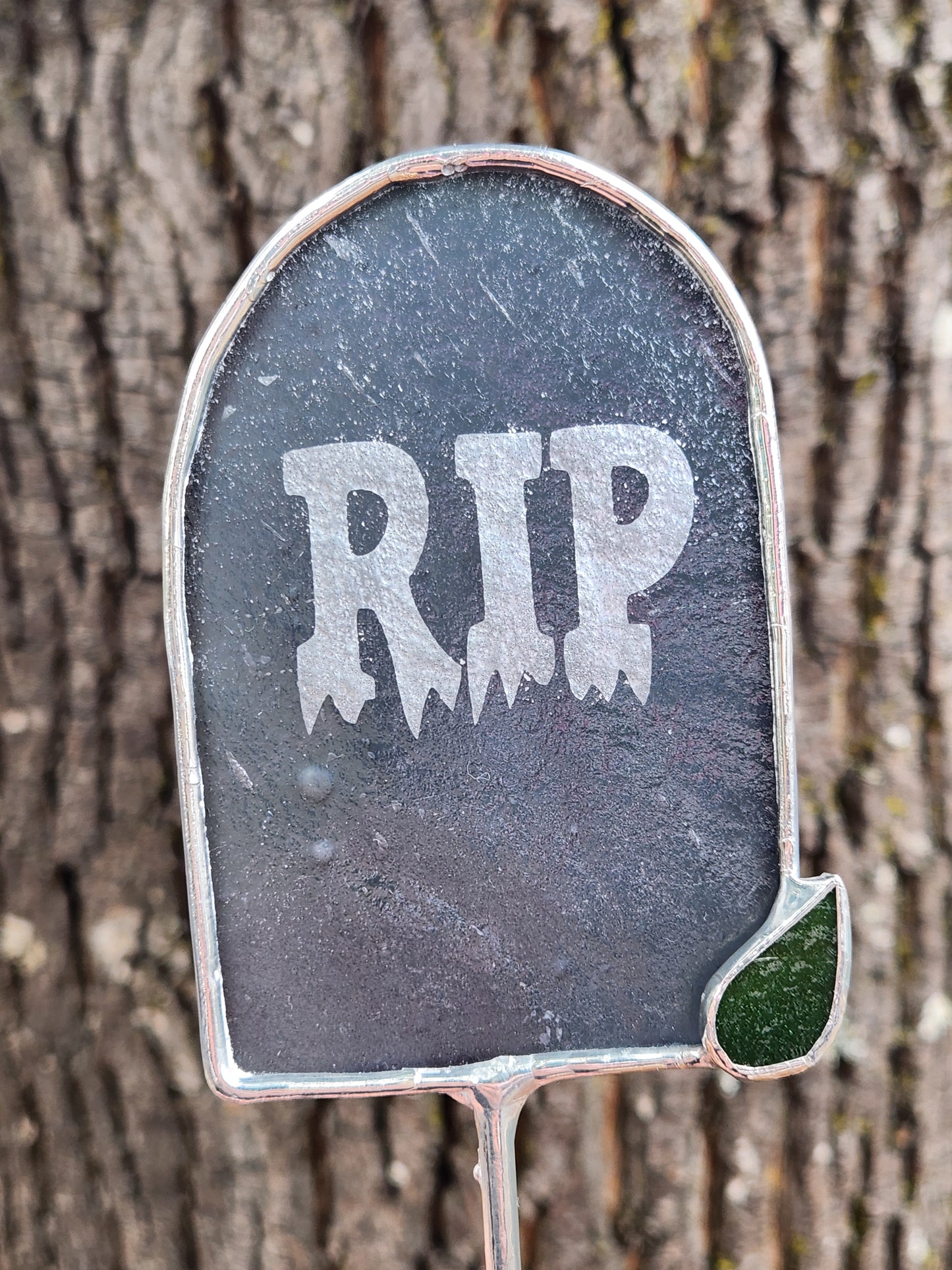 Gray "RIP" Headstone Stained Glass Plant Stake