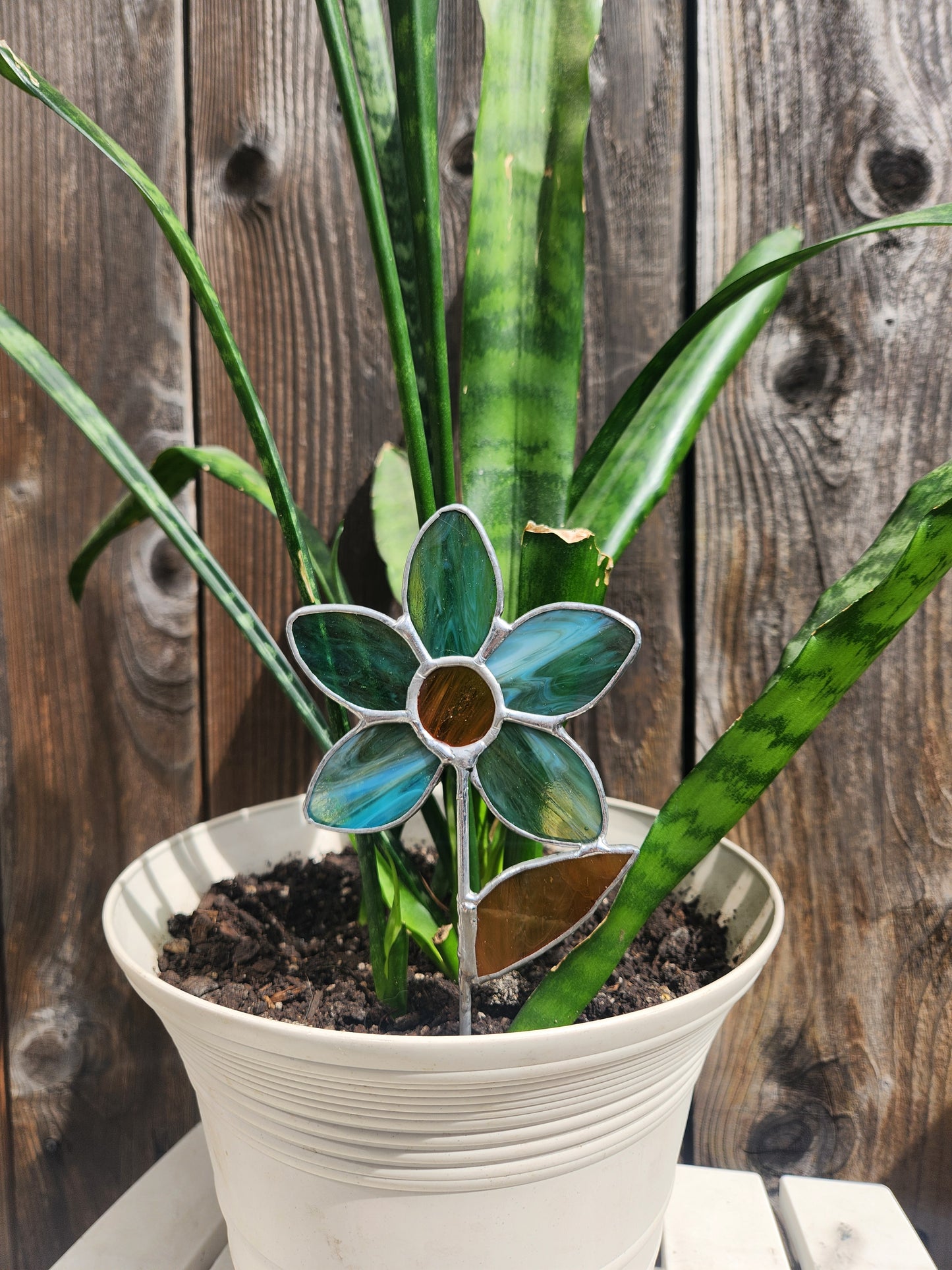 Aqua/Tan/White Streaky Stained Glass Daisy Plant Stake with Vintage Amber Glass Center
