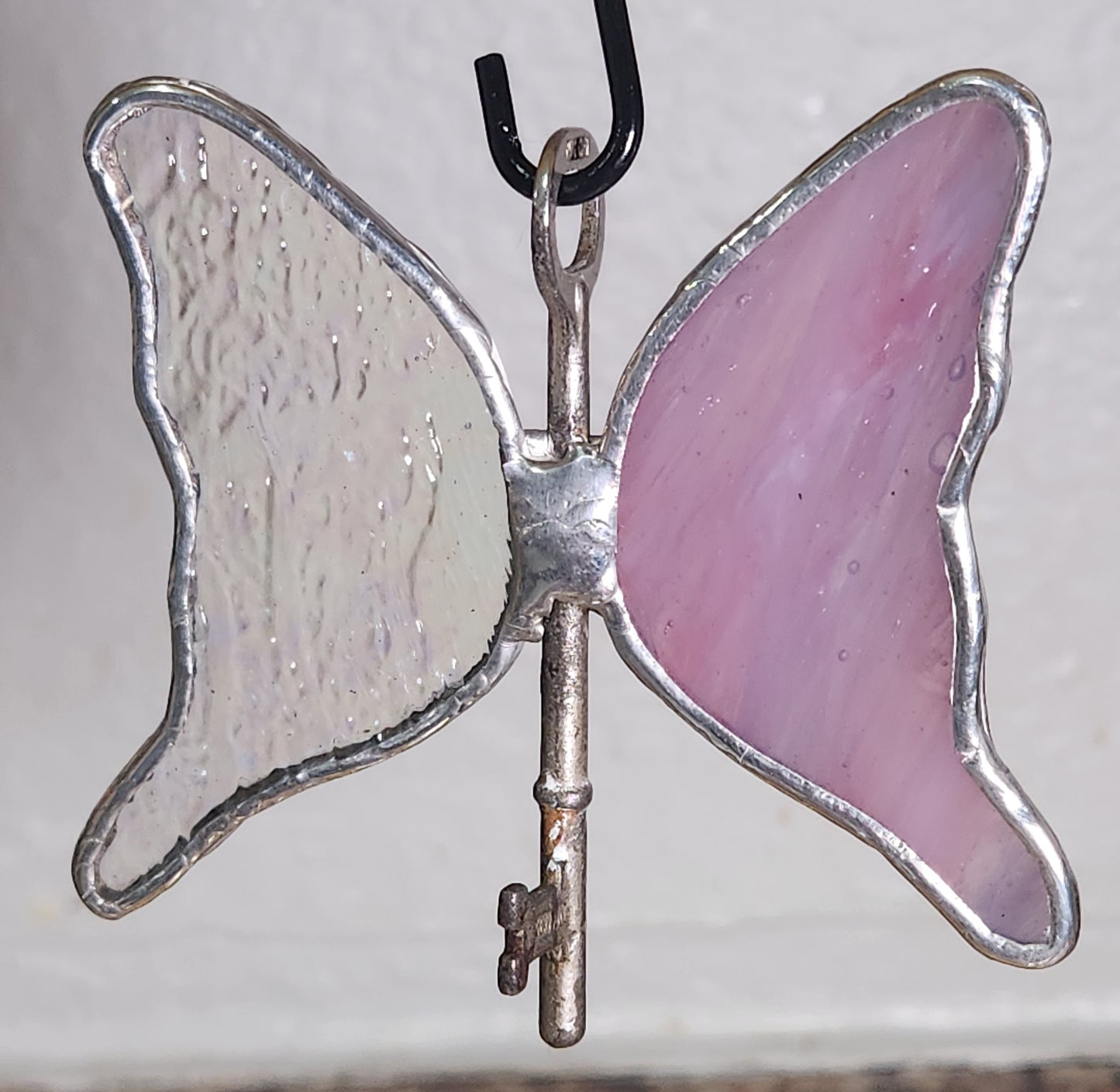 Rainbow Iridescent Crinkle & Purple/Pink Swirls Stained Glass Flying Key