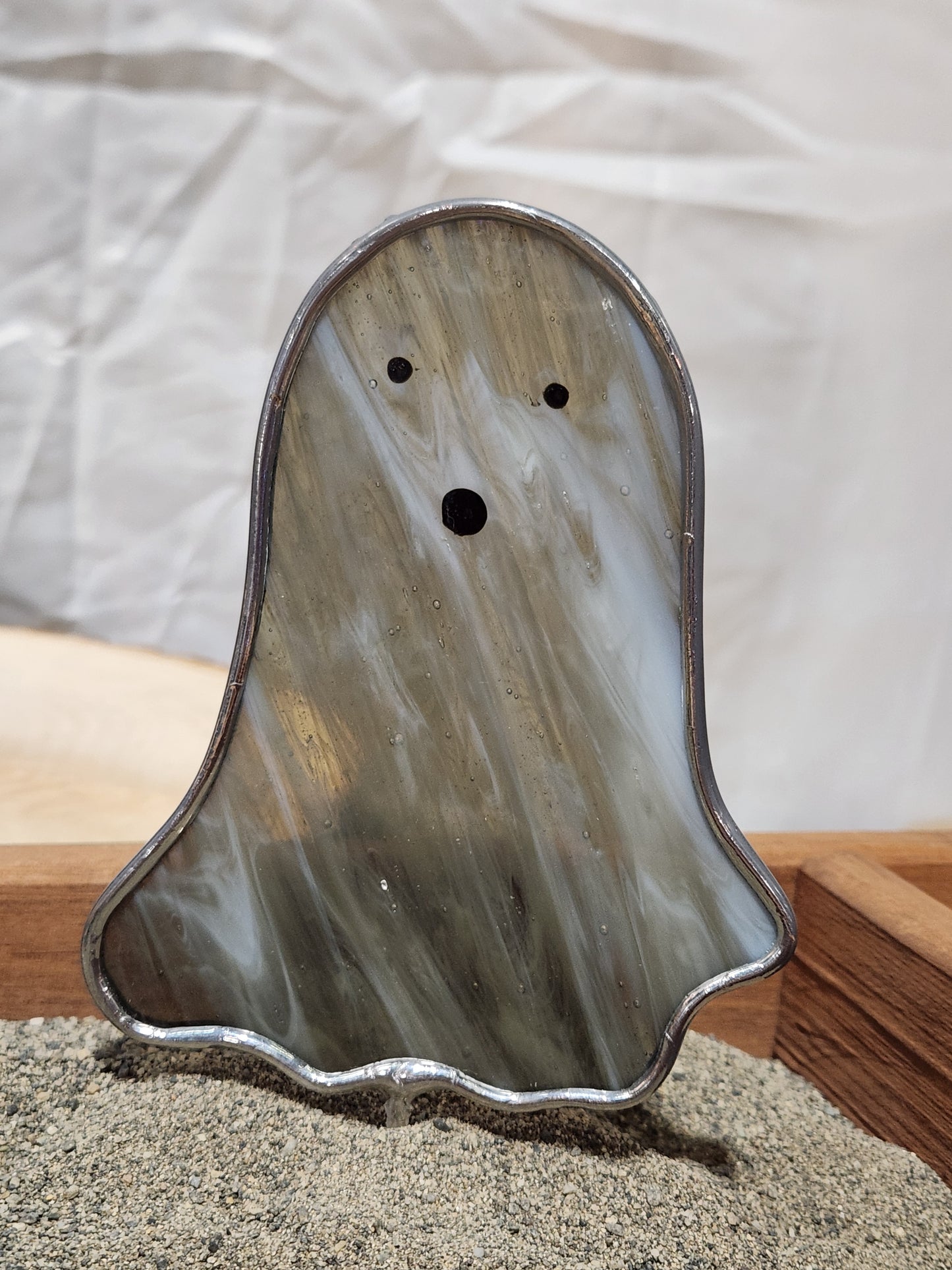 Gray Streaky Floating Stained Glass Ghost Plant Stake