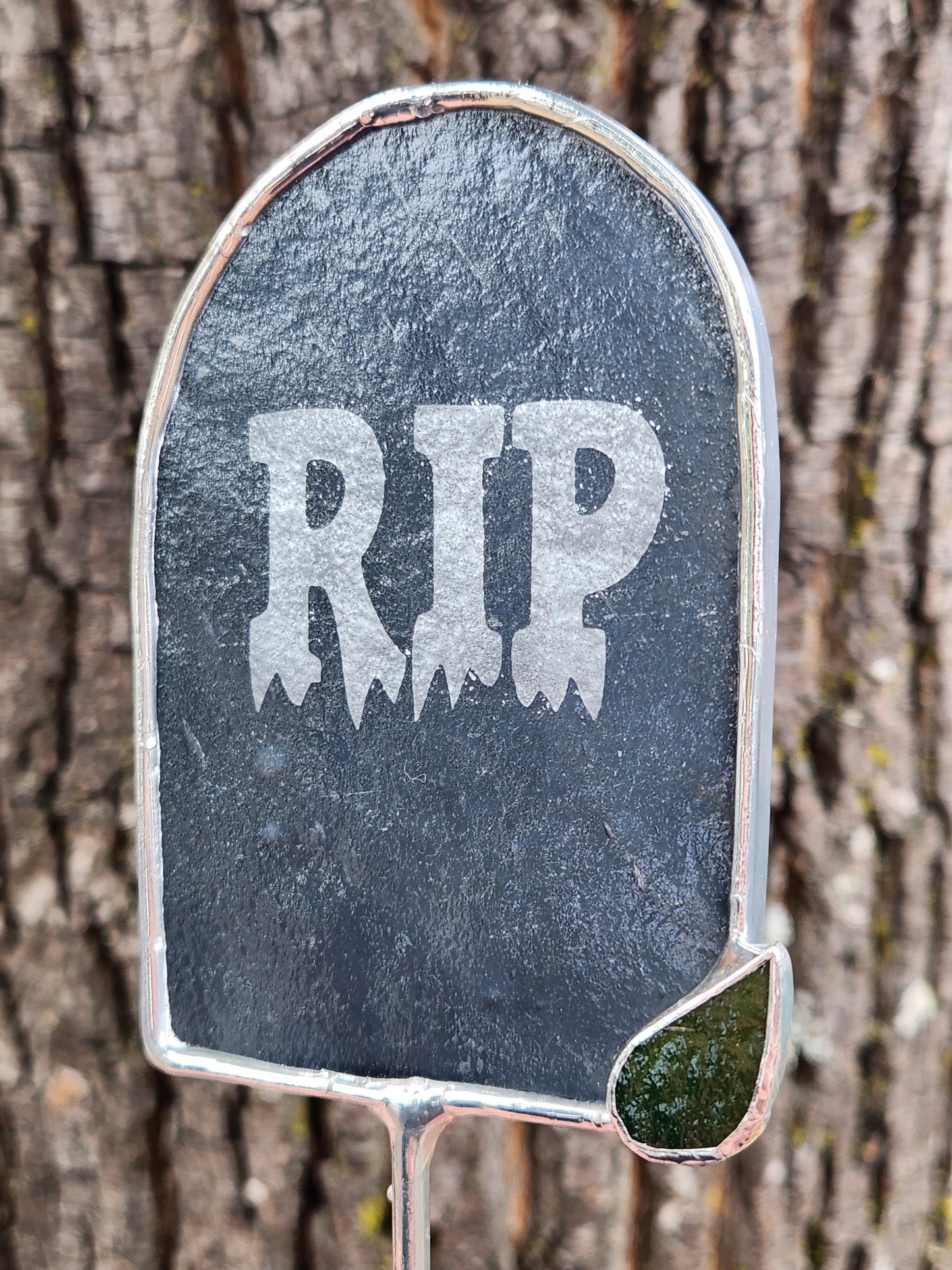 Gray "RIP" Headstone Stained Glass Plant Stake