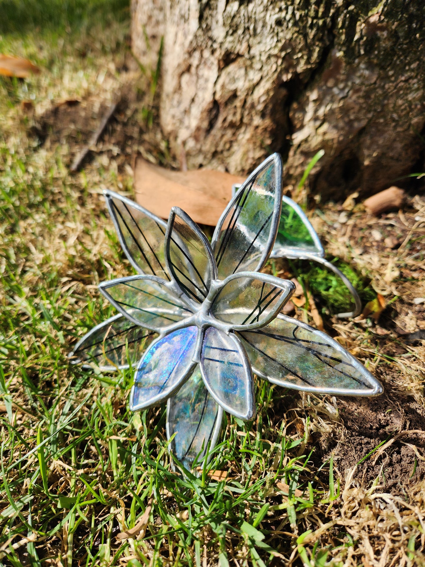 Iridescent Clear with Black Streamer Stained Glass Table Flower